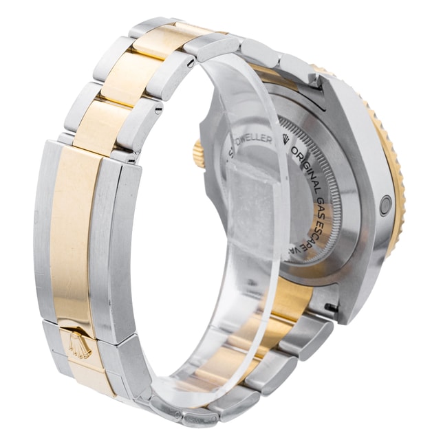 Rolex Sea-Dweller 126603 Image 3